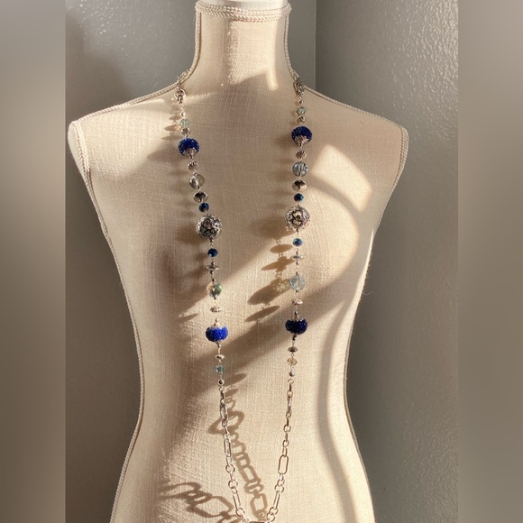 Women’s long chain beaded necklace. - Picture 5 of 17